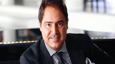 عاصي الحلاني يهدي 