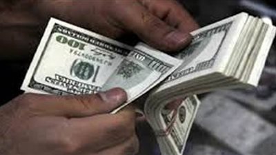 استقرار أسعار صرف الدولار في البنوك.. ويسجل 18.70 جنيه