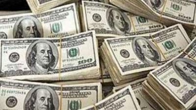 التجاري الدولي يرفع سعر الدولار قرشين
