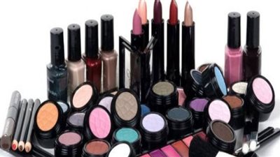 دراسة: منتجات التجميل تسبب تلوث الهواء