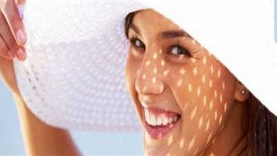 3 وصفات طبيعية لحماية بشرتك من أشعة الشمس.. تعرفي عليها