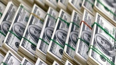 استقرار أسعار الدولار نسبيًا خلال التعاملات الصباحية