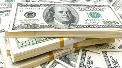 الدولار يرتفع 26 قرشًا ليسجل 16.71 جنيه