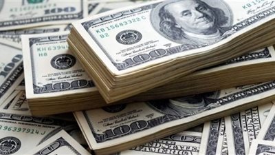 تفاوت طفيف في أسعار صرف الدولار لدى البنوك الرئيسية