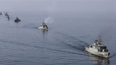 الولايات المتحدة تتهم إيران بتهديد الملاحة الدولية