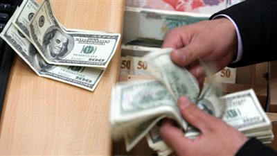 الدولار يستقر عند 18.18 جنيه في تعاملات اليوم