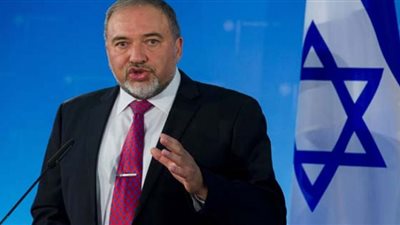 ليبرمان: اتركوا الفلسطينيين يموتون جوعًا