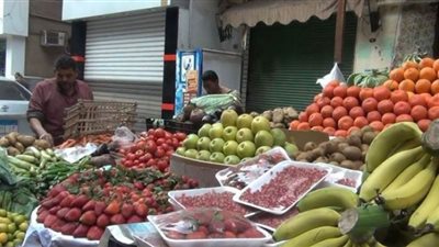 شاهد.. تعرف على أسعار الخضراوات والفاكهة في سوق الجملة